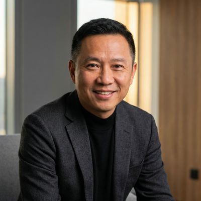 男同网传媒导演陈锐